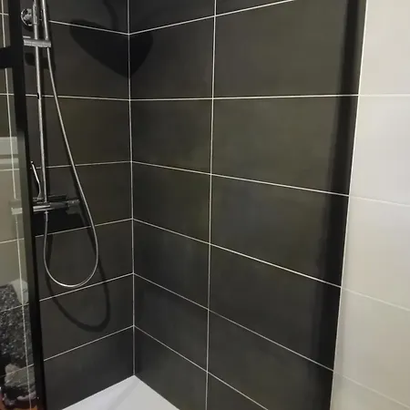 No1 Meuble Chez Habitant * Roeze-sur-Sarthe